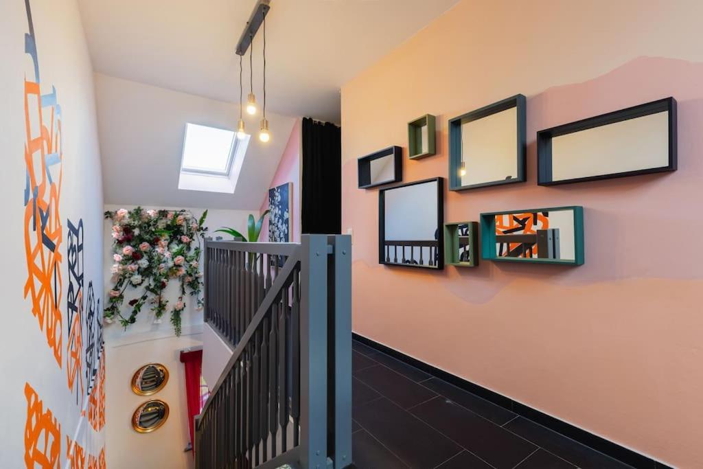 Free Parking-3br-200m2 House-ac-1000m2 Garden *
