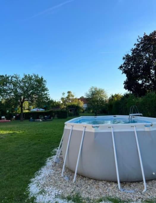 Free Parking-3br-200m2 House-ac-1000m2 Garden Ferienhaus