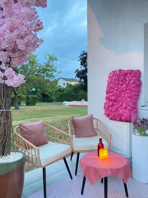 Free Parking-3br-200m2 House-ac-1000m2 Garden Ferienhaus *